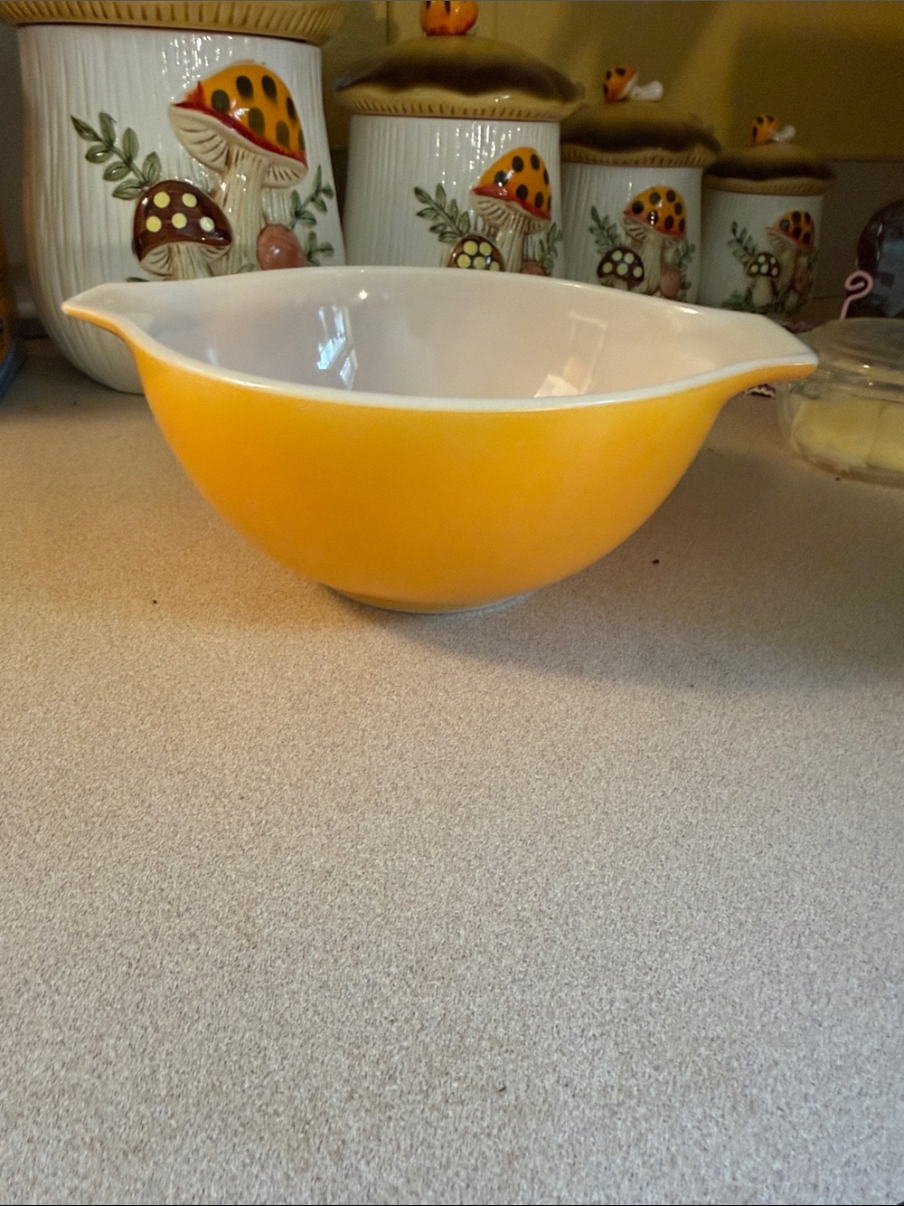 Vintage PYREX Yellow Mixing Bowl, 442 Q.5 quart